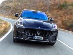 Maserati Grecale Puzzle — δωρεάν online παιχνίδι