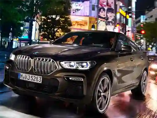 BMW X6 M50I — δωρεάν online παιχνίδι