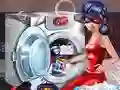 LadyBug Washing Costumes — δωρεάν online παιχνίδι