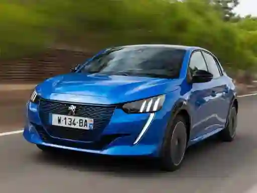 Peugeot E-208 — δωρεάν online παιχνίδι