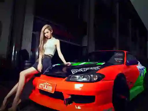 Girls and Cars — δωρεάν online παιχνίδι
