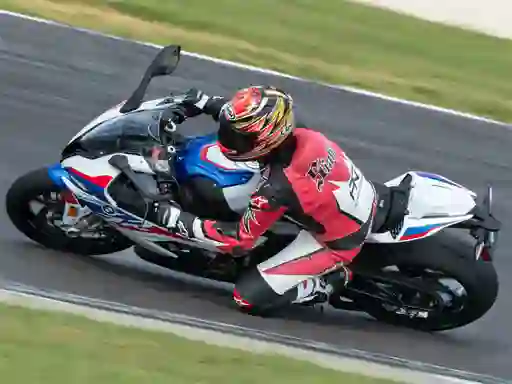 Drifting BMW S1000rr — δωρεάν online παιχνίδι
