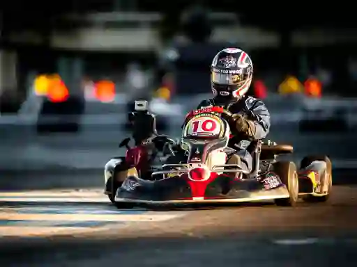 Kart Karting — δωρεάν online παιχνίδι