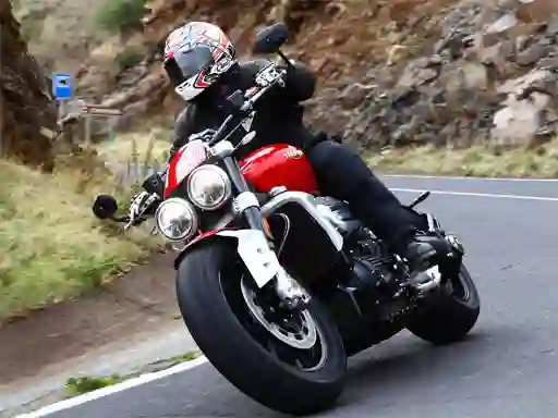 Triumph Rocket 3 — δωρεάν online παιχνίδι